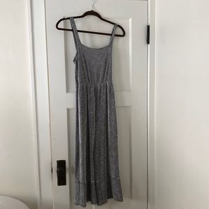 comfy black and white jumpsuit!